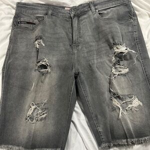 Sz 38-Men’s Akademiks Shorts